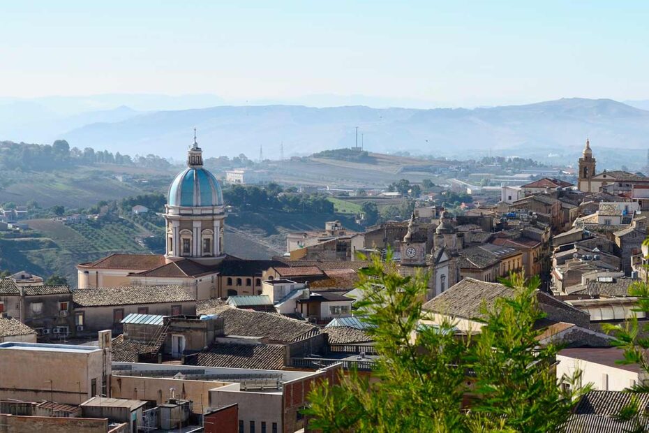 Panorama della città di Caltanissetta